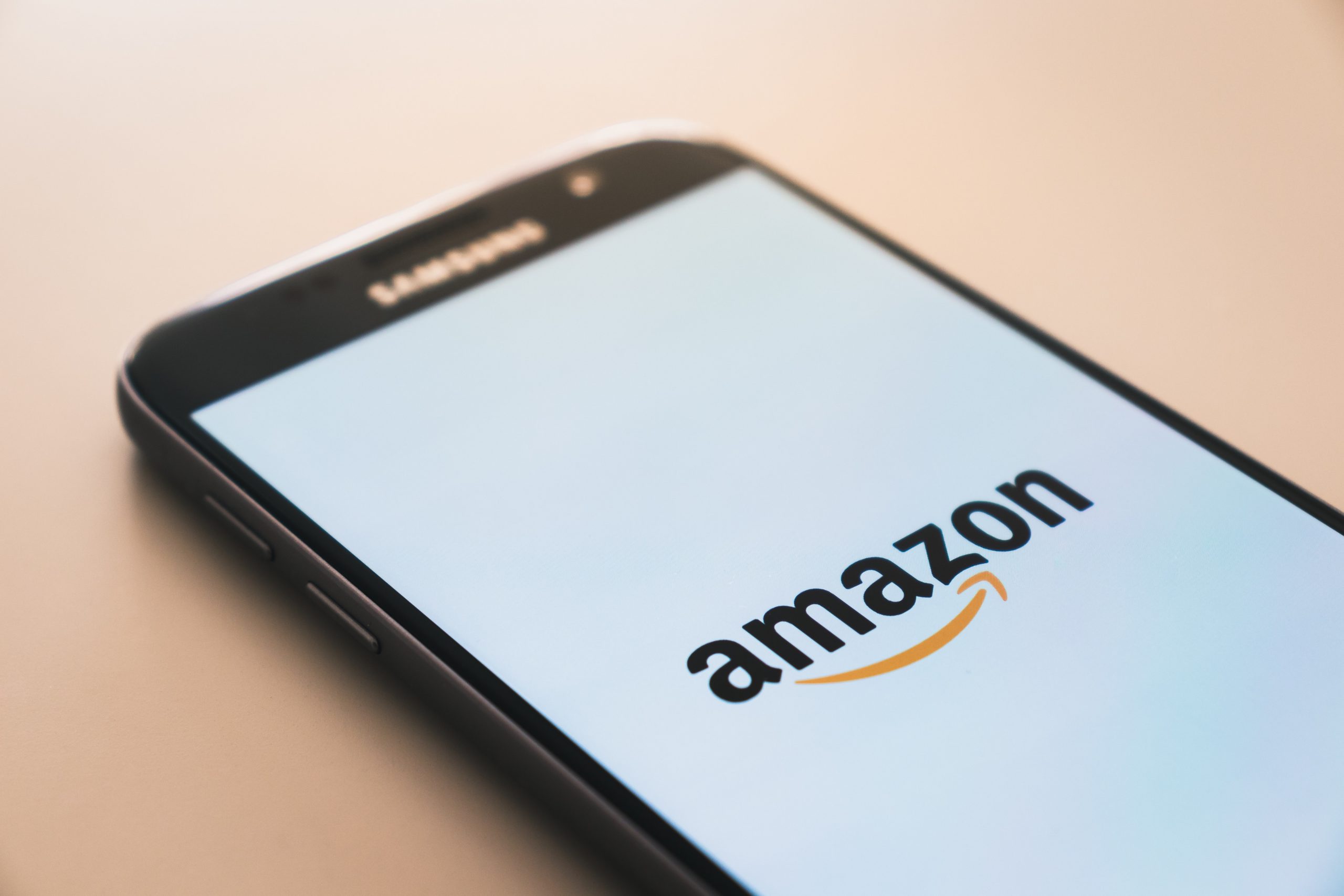 Oprichter Amazon verwacht recordverkopen Amazon door coronacrisis