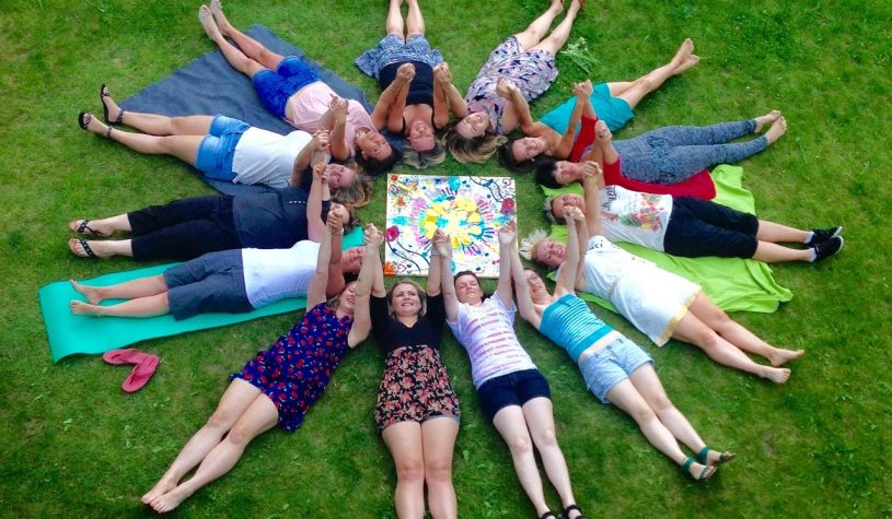 Samenwerken en plezier: de essentie van teamuitjes